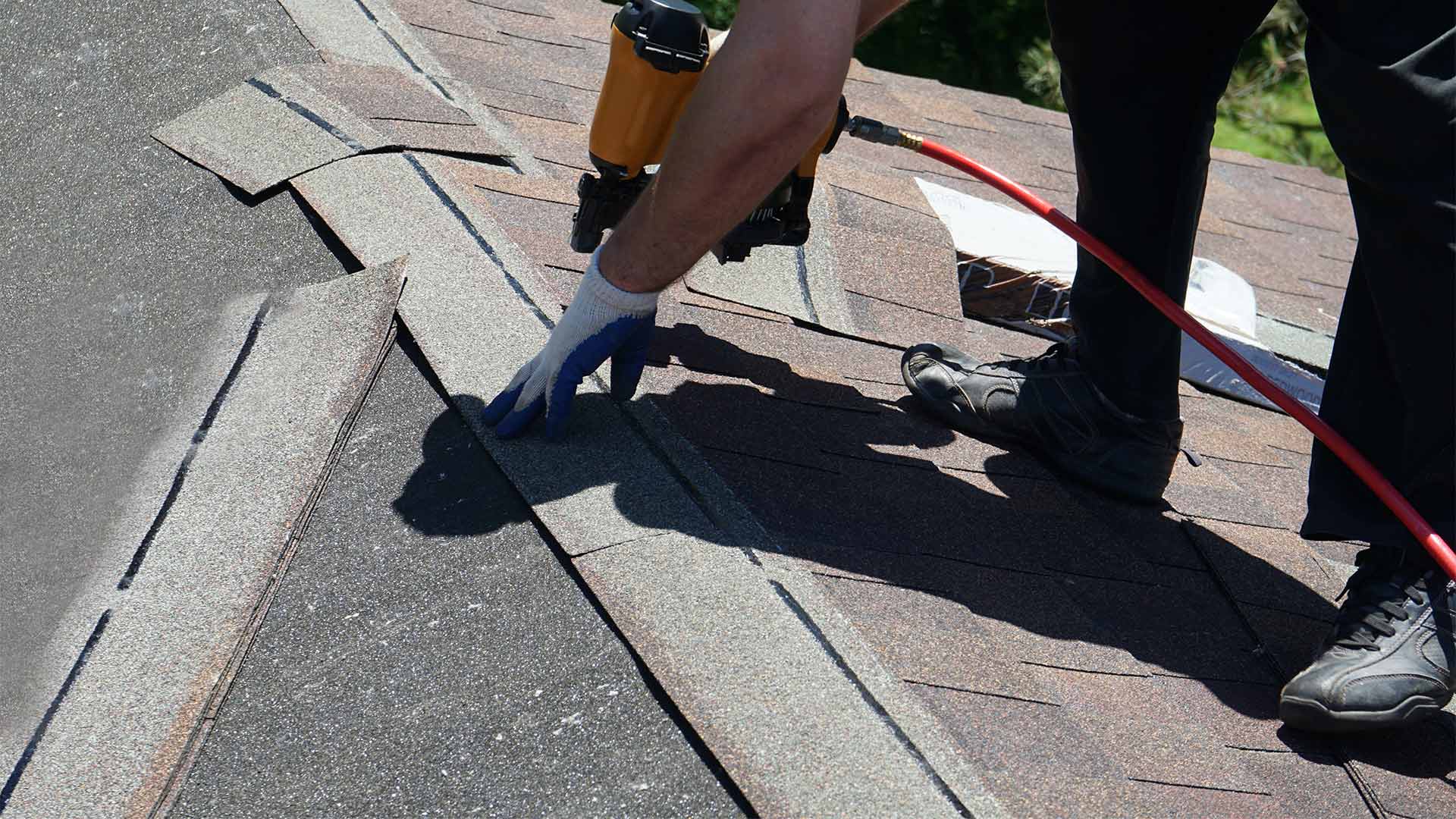 installing roof shingles wind gap pa